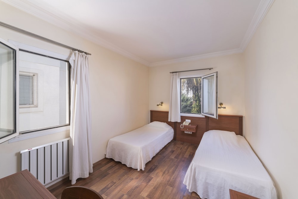 

Roma - Ortakent - Seckin Konaklar