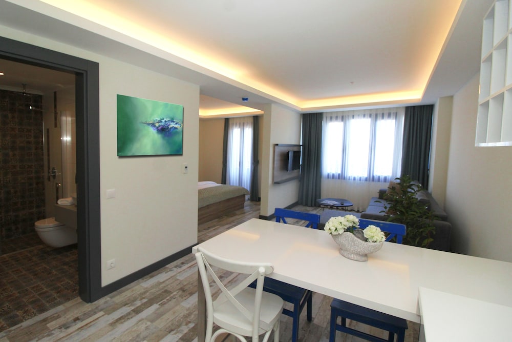 

Roma - Turgutreis - Acropol Of Bodrum Beach Hotel
