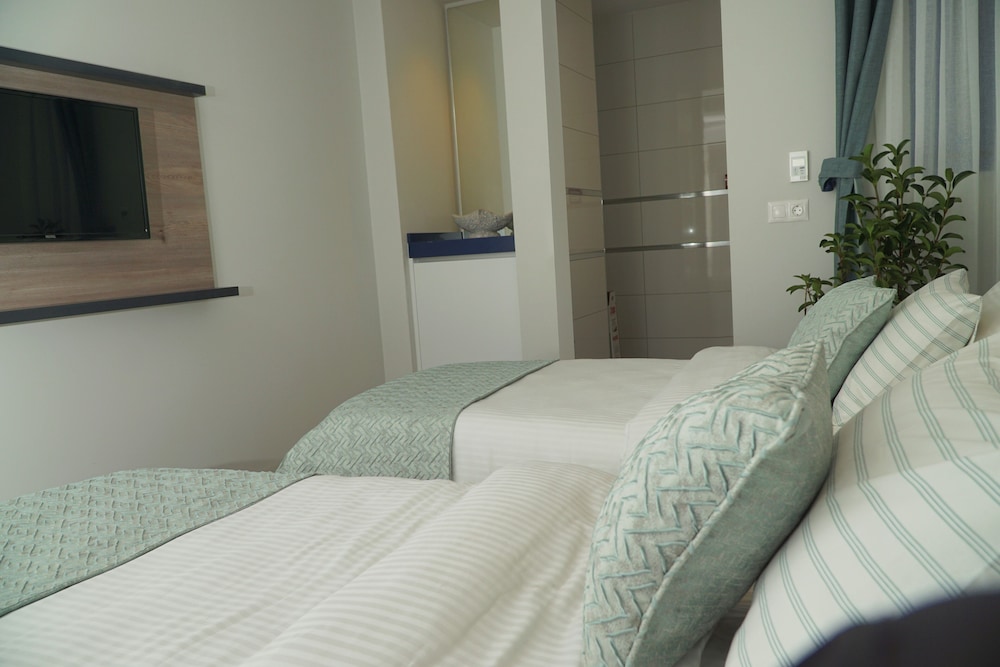 

Venezia - Turgutreis - Acropol Of Bodrum Beach Hotel