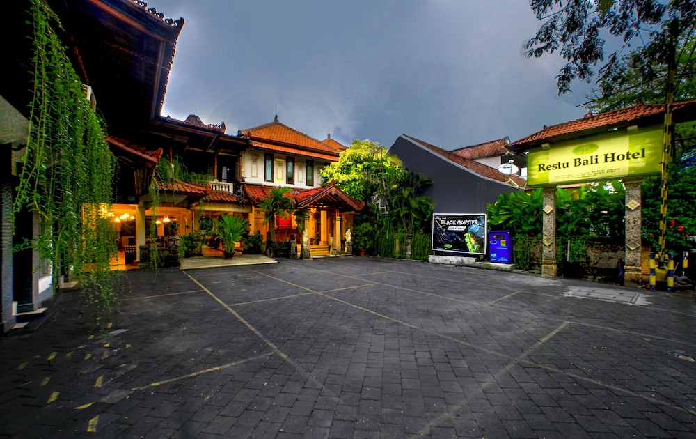 

Roma - Kuta - Bali - Restu Bali Hotel