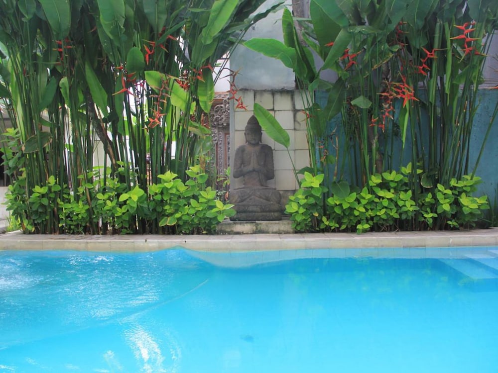 

Bologna - Kerobokan - The Kubu Hotel