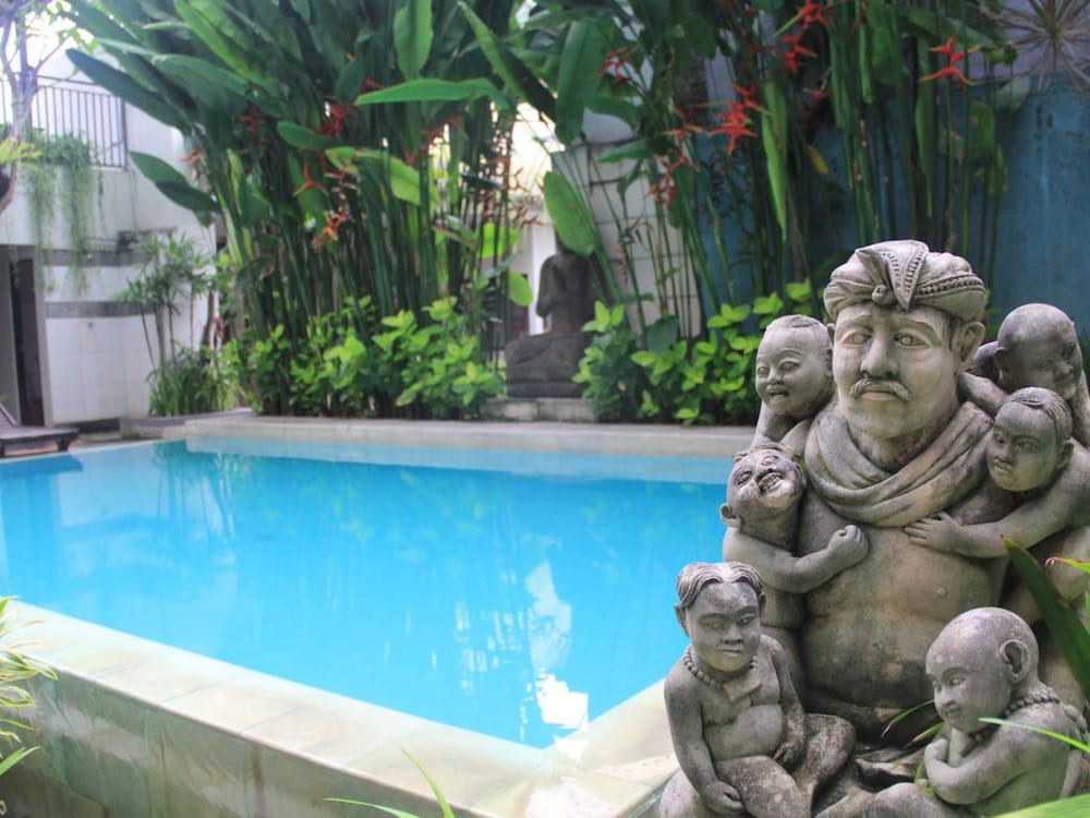 

Roma - Kuta - Bali - The Kubu Hotel