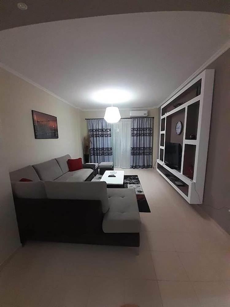 

Bari - Riviera Albanese - Hotel Vila Alvin & Apartments