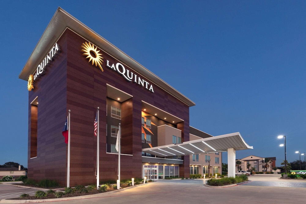

Napoli - Texas City - La Quinta Inn & Suites by Wyndham Texas City I-45
