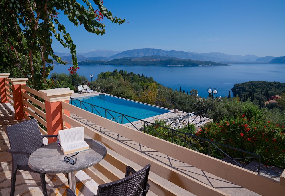 

Torino - Kassiopi - Villa Vasso Sea View Residences, Kerasia, Corfu