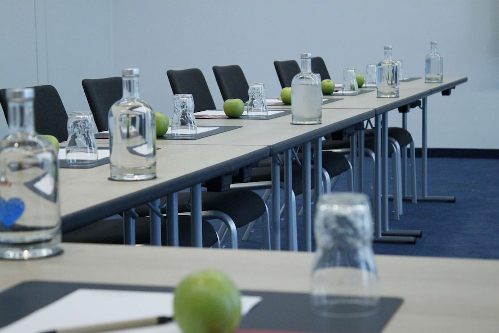 

Milano - Frankfurt-Main Airport - IntercityHotel Frankfurt Airport