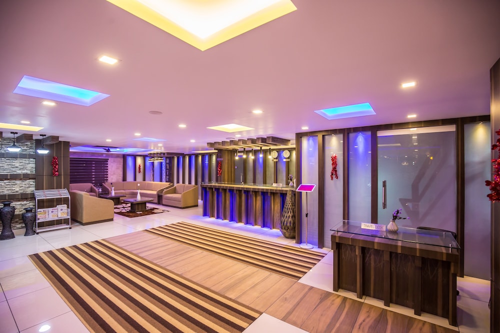 

Milano - Kochi-Cochin - South Gate Residency