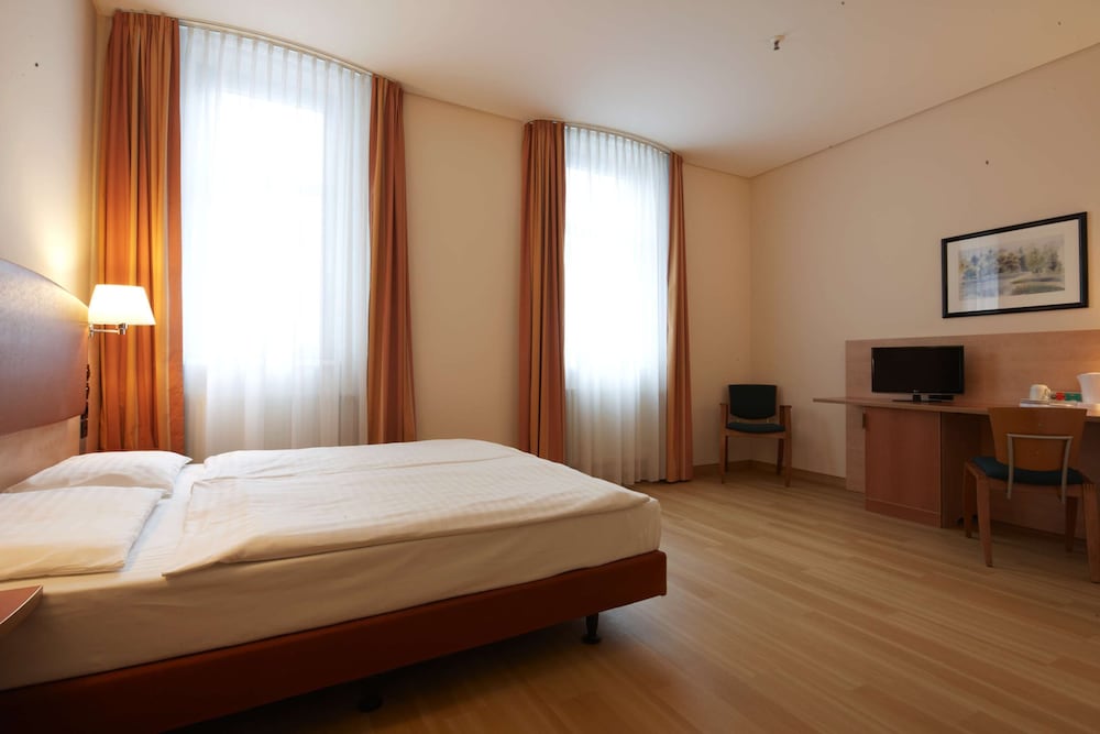 

Torino - Berlino - IntercityHotel Berlin Ostbahnhof