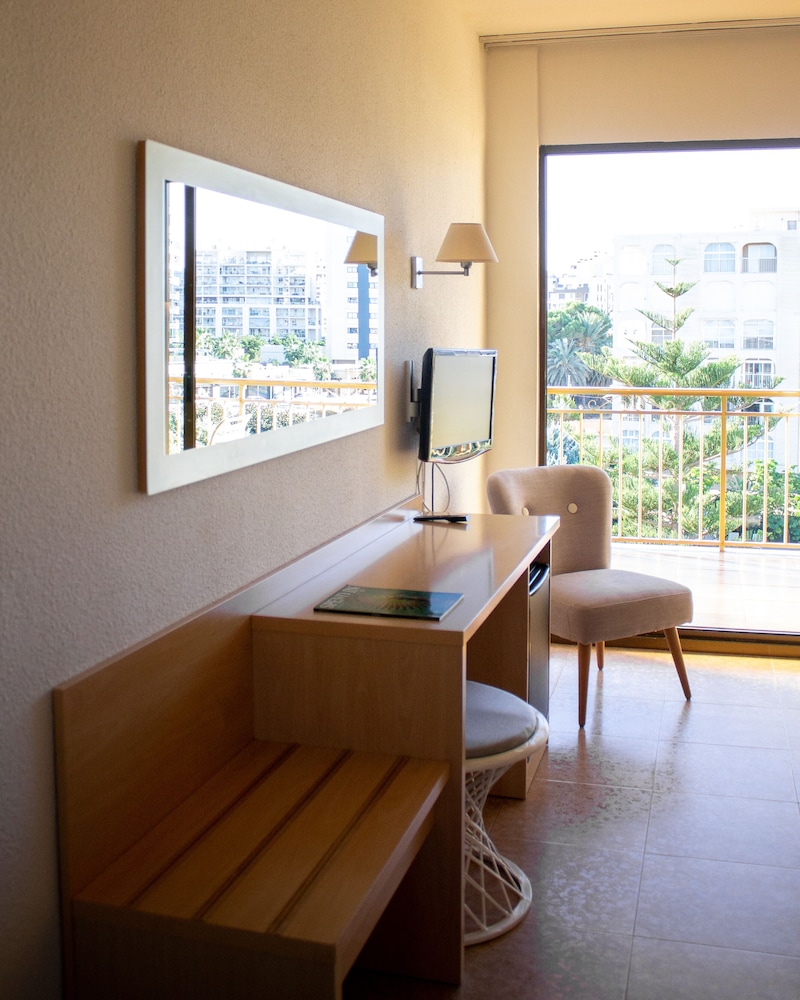 

Napoli - El Campello - Hotel Almirante