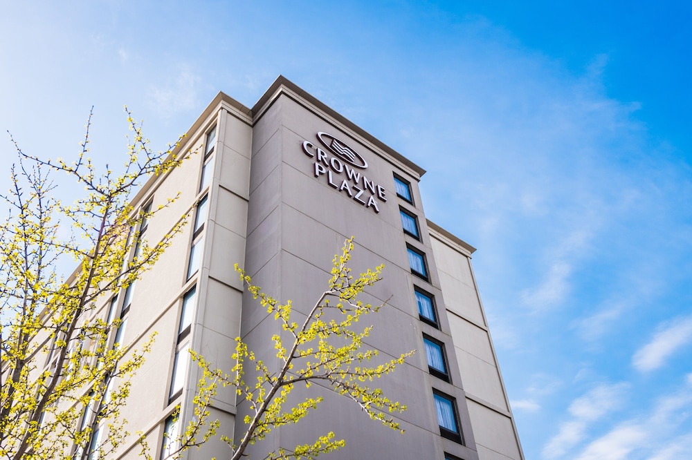 

Roma - Newark (NJ) - Crowne Plaza NEWARK AIRPORT