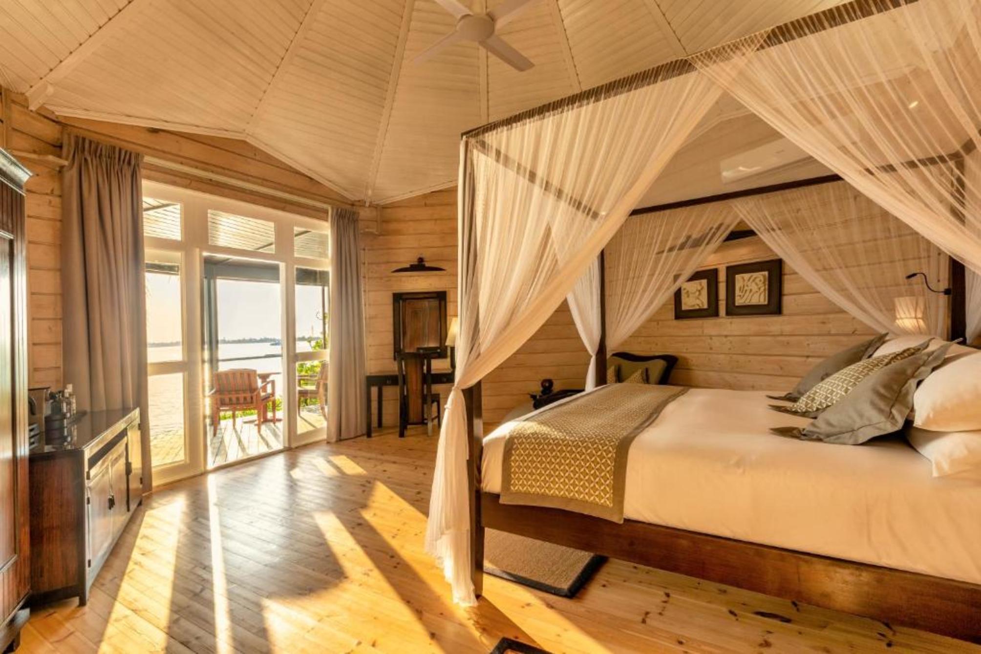 

Bologna - Atollo di Lhaviyani - Komandoo Island Resort & Spa - Adults only