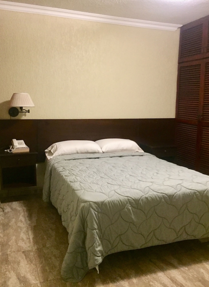 

Bologna - Panama - Euro Hotel