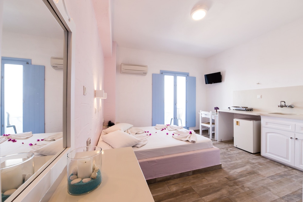 

Bologna - Pounda - Stratos Apartments & Studios