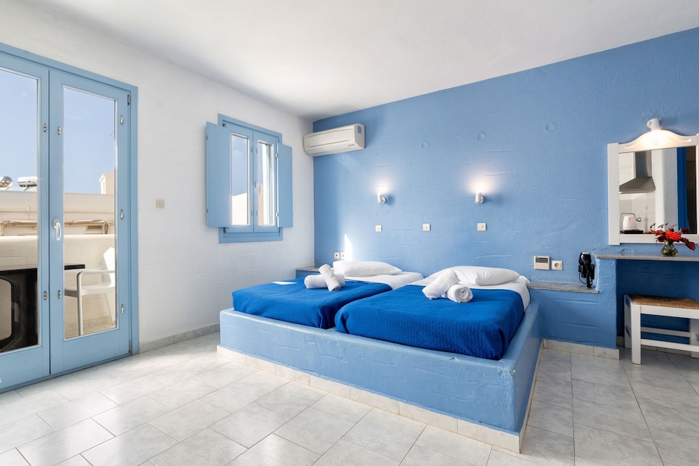 

Roma - Antiparos - Stratos Apartments & Studios