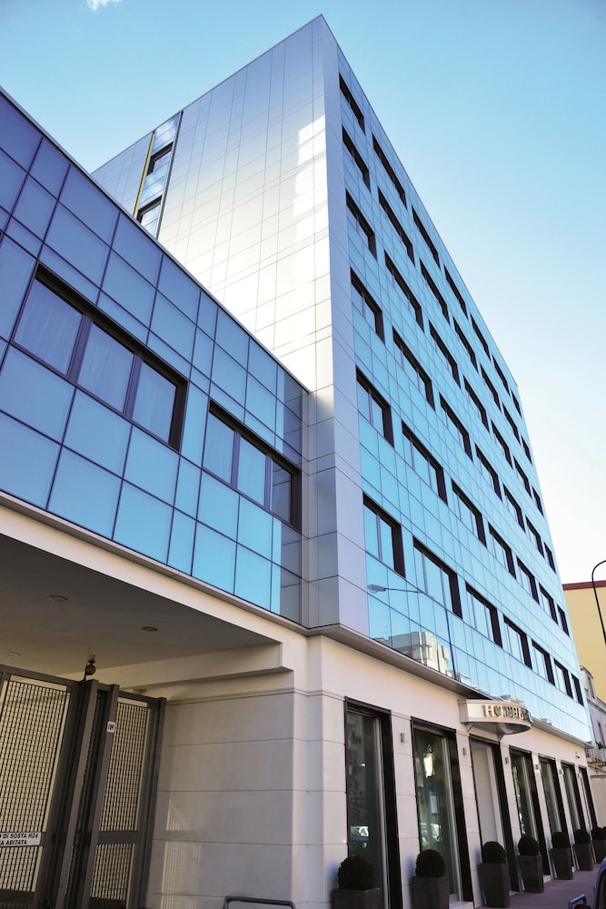 

Milano - Pozzuoli - Hotel Cristina
