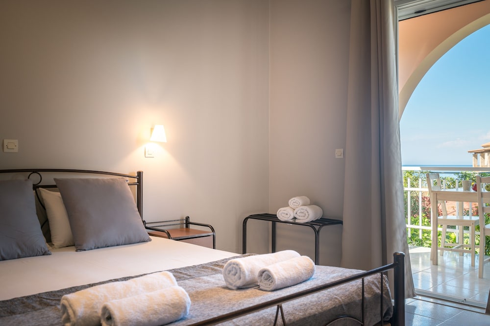 

Bologna - Kypseli - Armonia Boutique Hotel