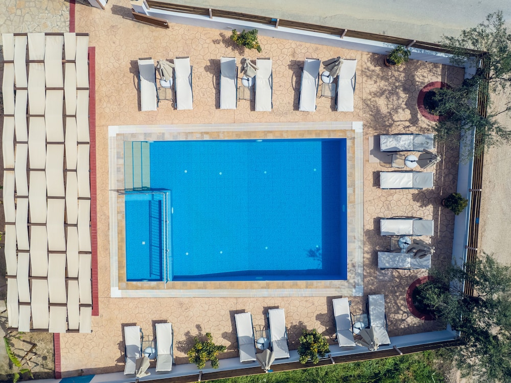 

Milano - Agios Kirikos - Armonia Boutique Hotel