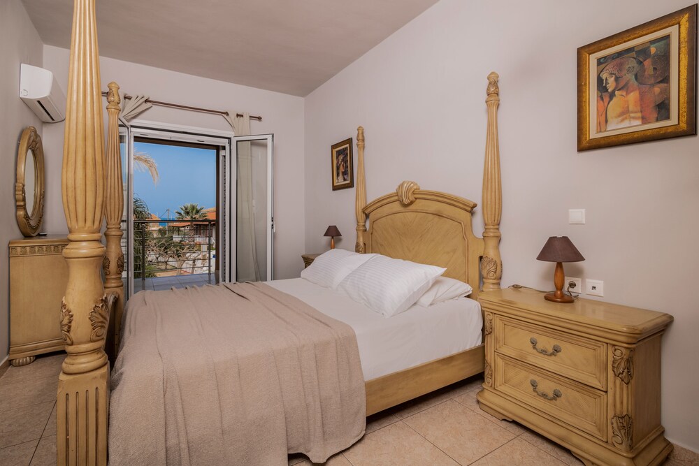 

Catania - Agios Kirikos - Armonia Boutique Hotel