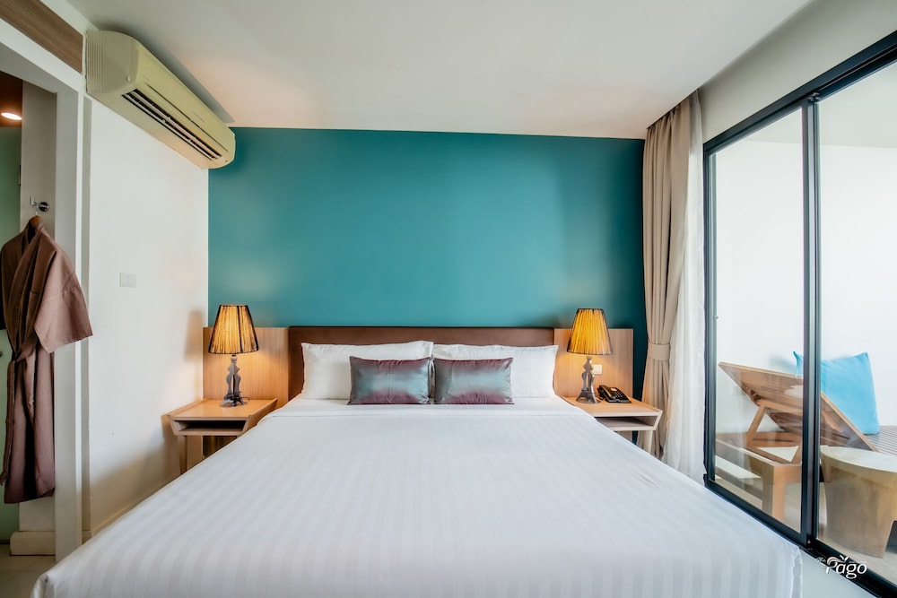 

Napoli - Coconut Island - The Pago Design Hotel Phuket-SHA Plus