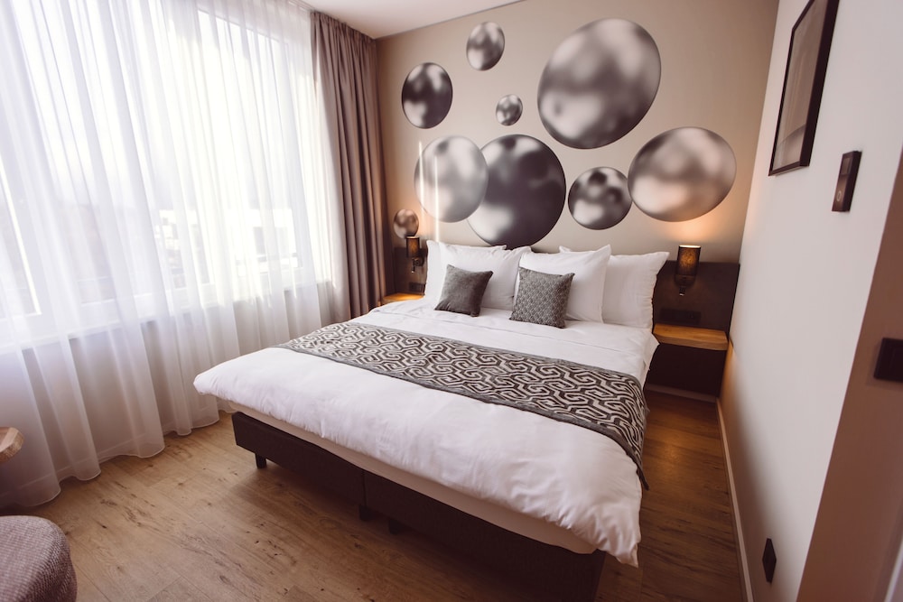 

Milano - Foresta Nera, Germania - Hotel Libertas elements pure