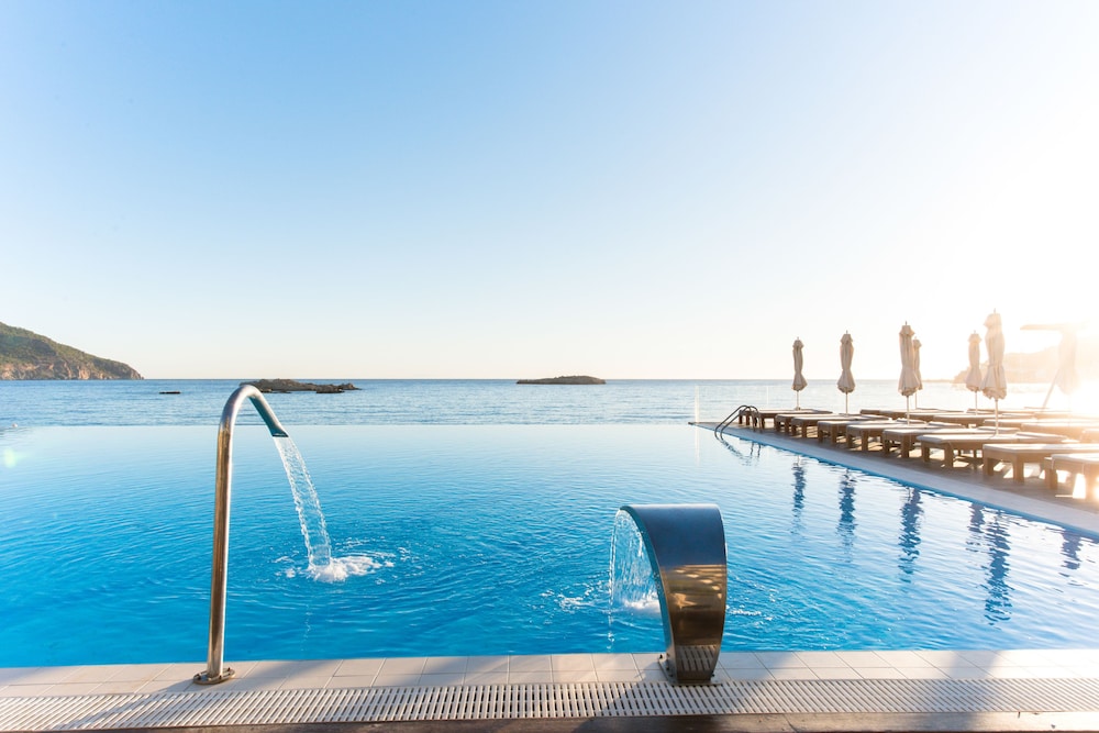 

Verona - Apérion - Alimounda Mare Hotel