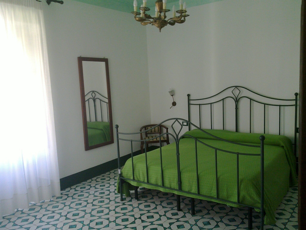 

Milano - Isole Eolie, Sicilia - Residence Acanto