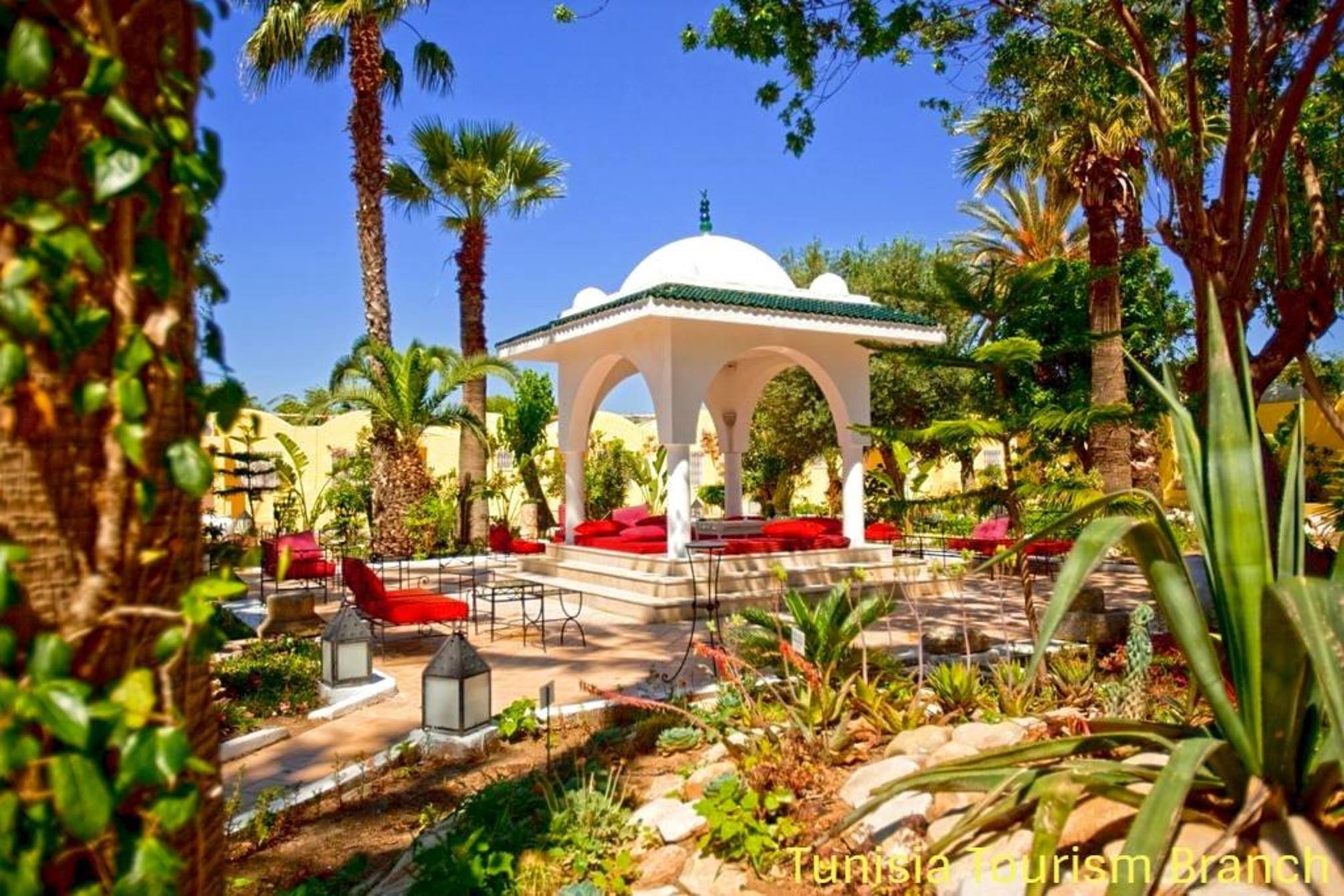 

Verona - Yasmine Hammamet - Samira Club Family and couples only