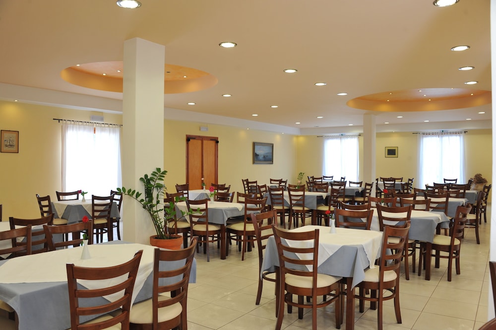 

Milano - Antiparos - Hotel Eri