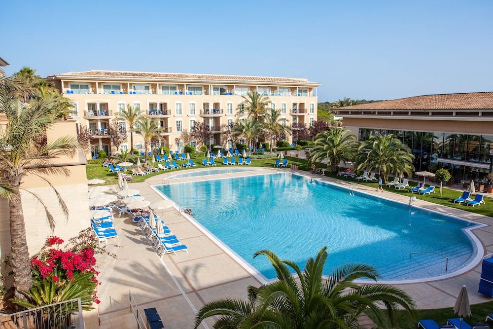 

Genova - El Arenal - Grupotel Playa de Palma Suites & Spa