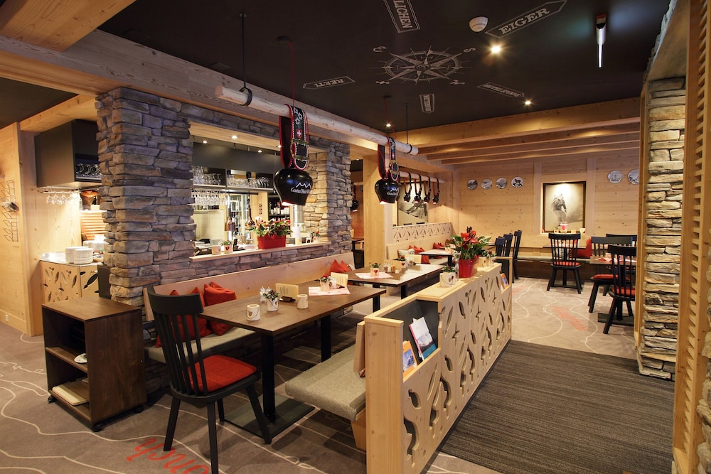 

Napoli - Grindelwald - Hotel Central Wolter - Grindelwald