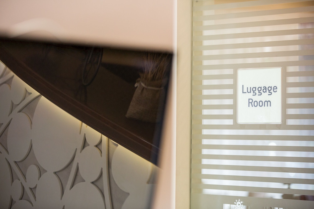

Roma - Kanoni - Telesilla Hotel