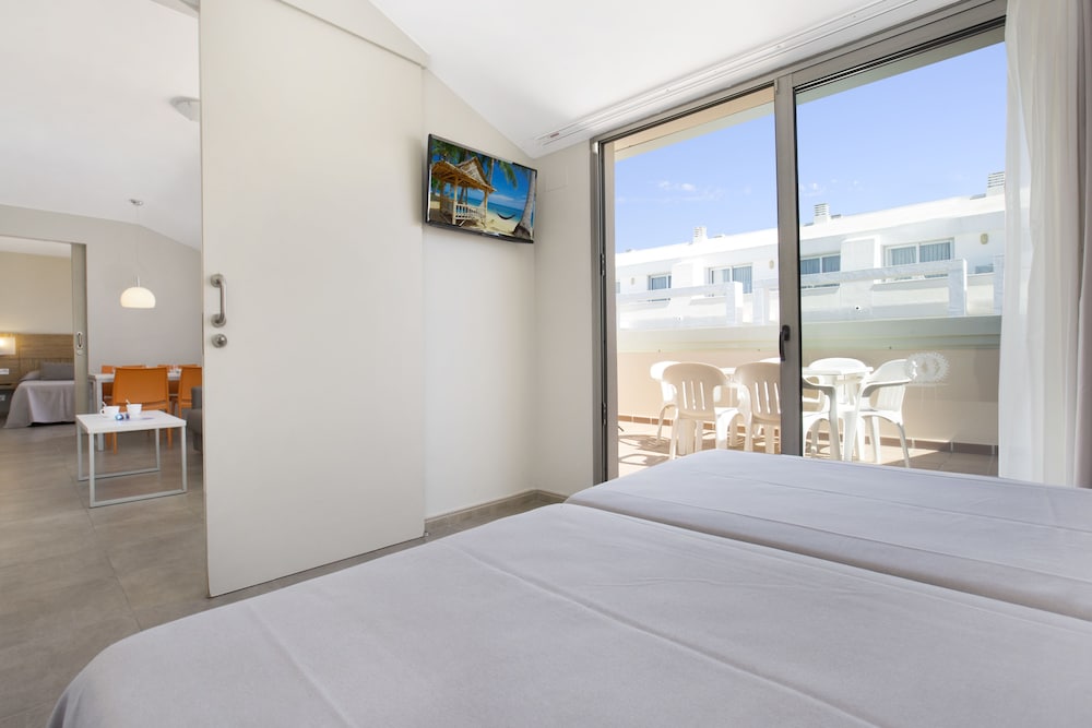 

Napoli - Malgrat de Mar - Aparthotel Odissea Park