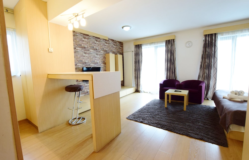 

Brindisi - Bucarest - Decebal Residence Apartments