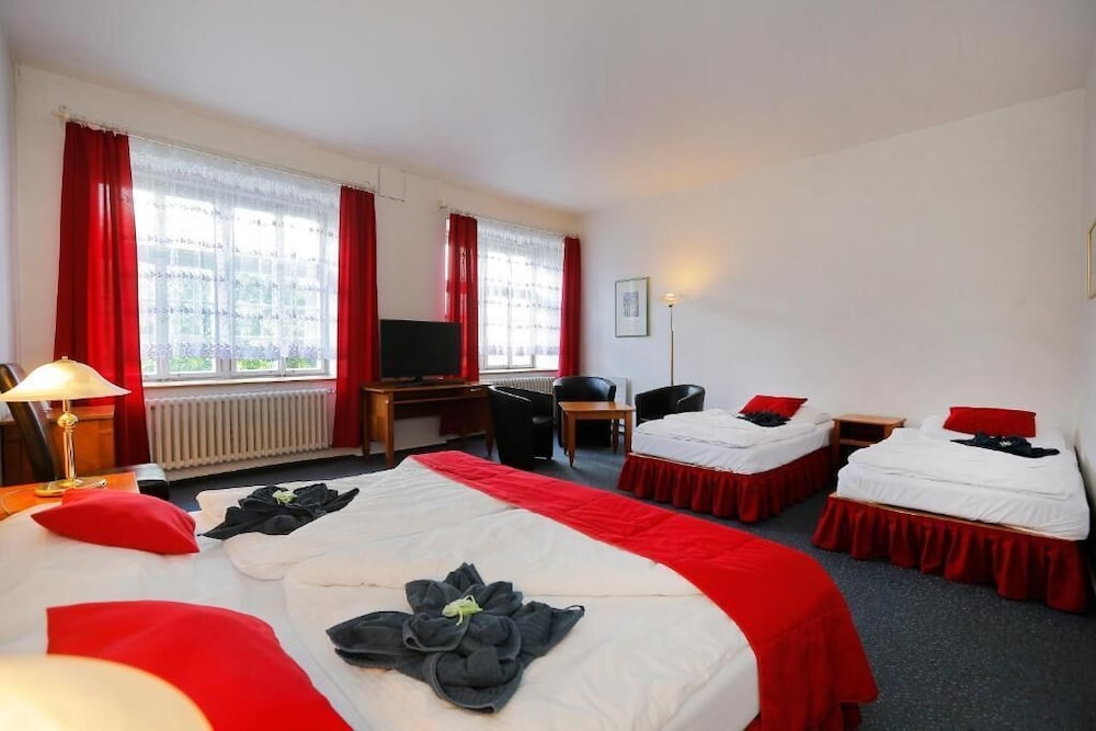 

Napoli - Roudnice nad Labem - Hotel Magnolia