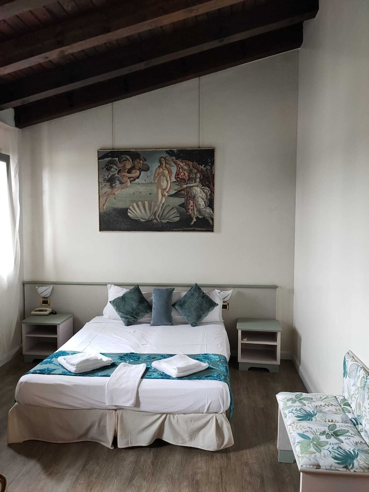 

Catania - Venezia, Aeroporto Marco Polo - Hotel Villa Sara