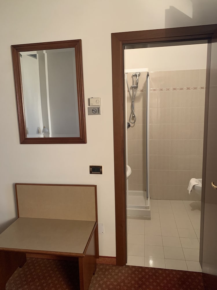 

Lamezia Terme - Marcon - Hotel Villa Sara