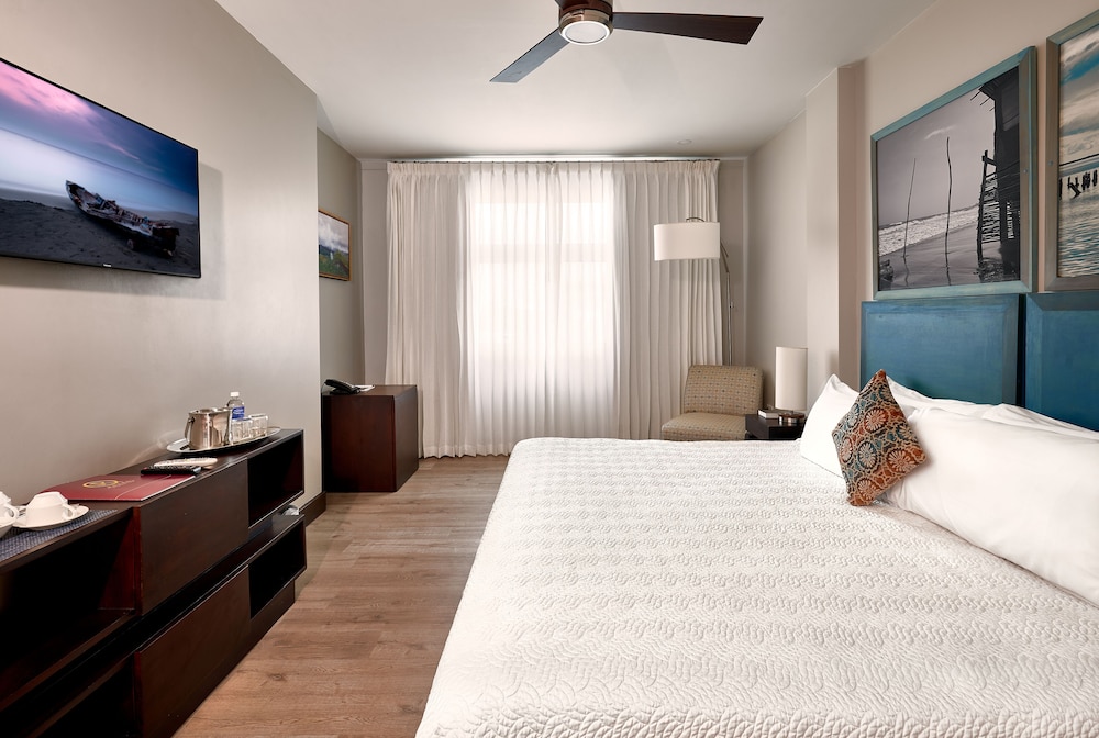 

Napoli - Kingston - R Hotel Kingston