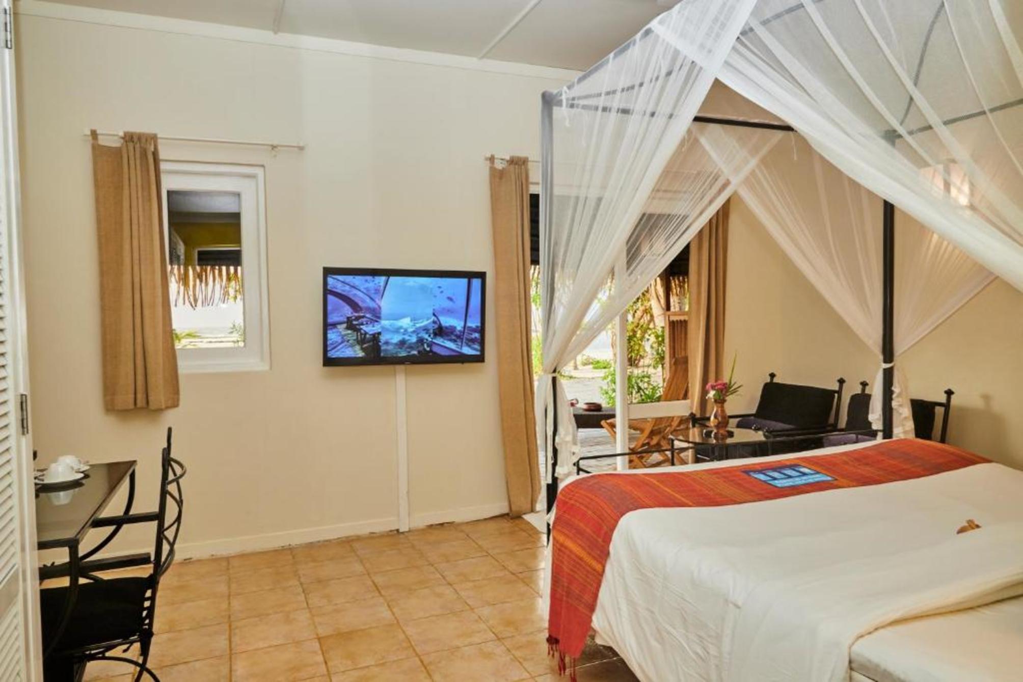 

Roma - Atollo di Baa - Kuredu Island Resort & Spa