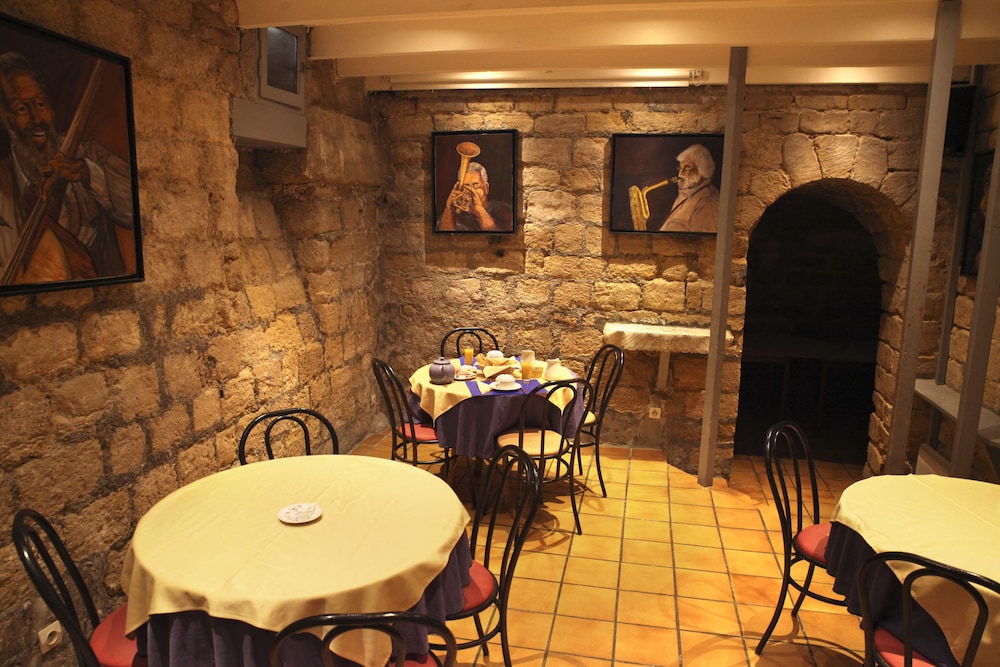 

Lamezia Terme - Paris Orly - La Ferme Des Barmonts