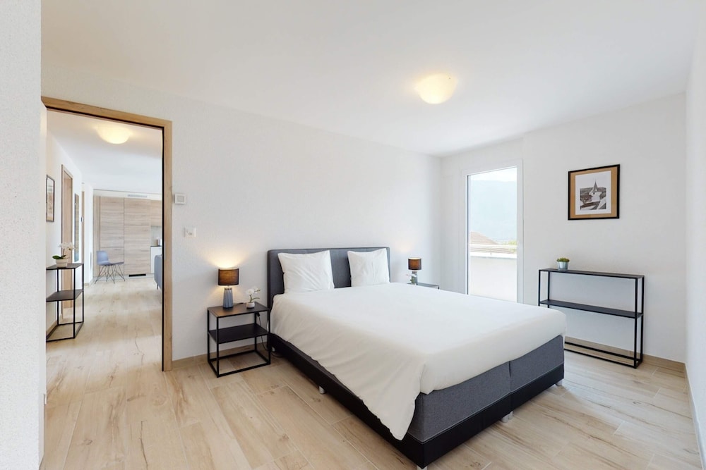 

Roma - Leysin - Nonanteneuf Appart-hôtel - Aigle