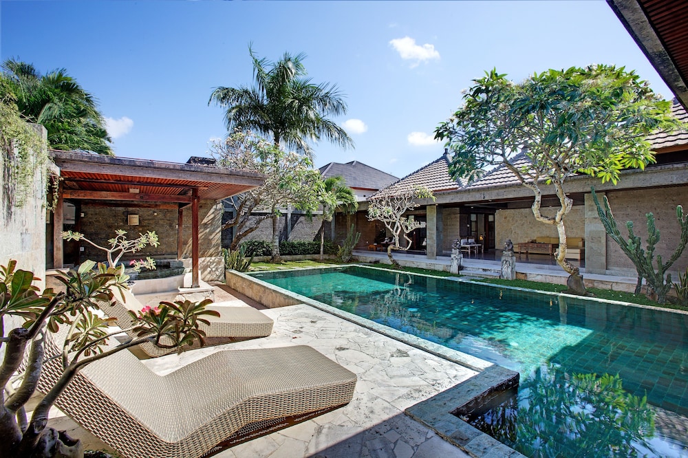 

Bologna - Nusa Dua - Bali - Alindra Villas & Spa