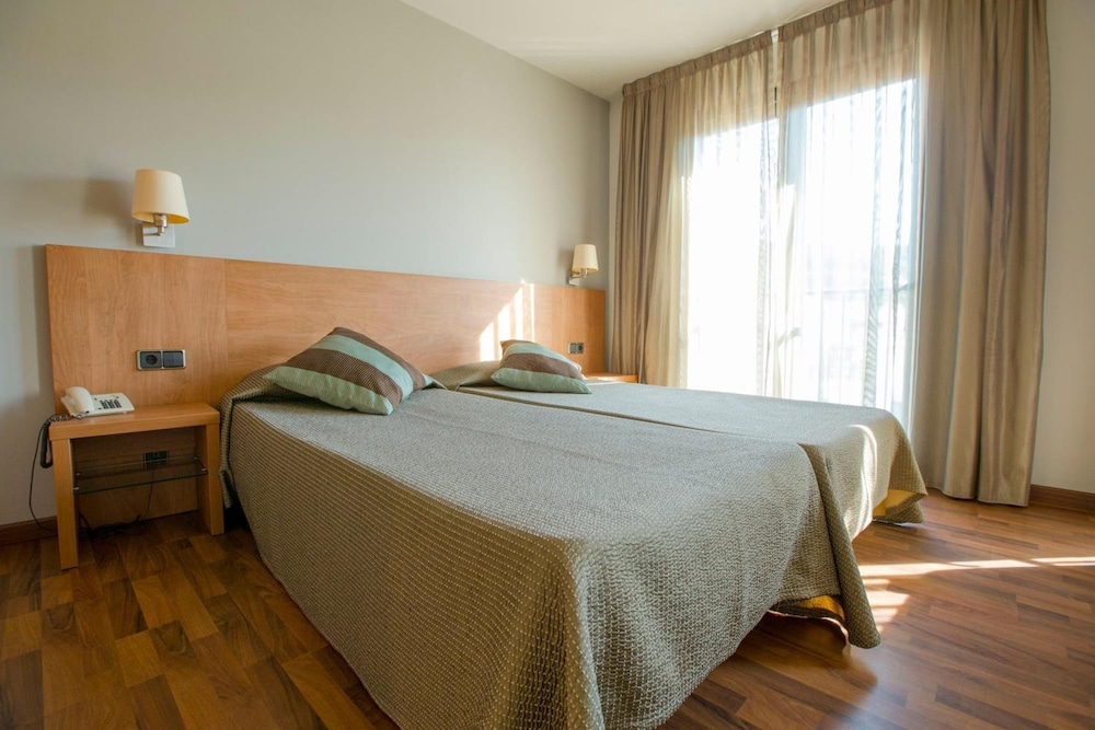 

Napoli - L'Estartit - Hotel Medes II