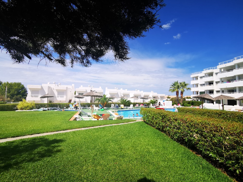 

Roma - Cala Comte - Camelina Suites
