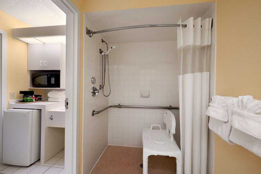 

Verona - Reunion - Ramada By Wyndham Kissimmee Gateway