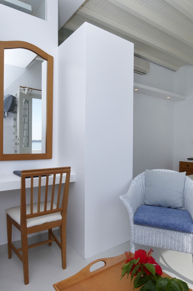 

Brindisi - Ano Mera - Mykonos View Hotel