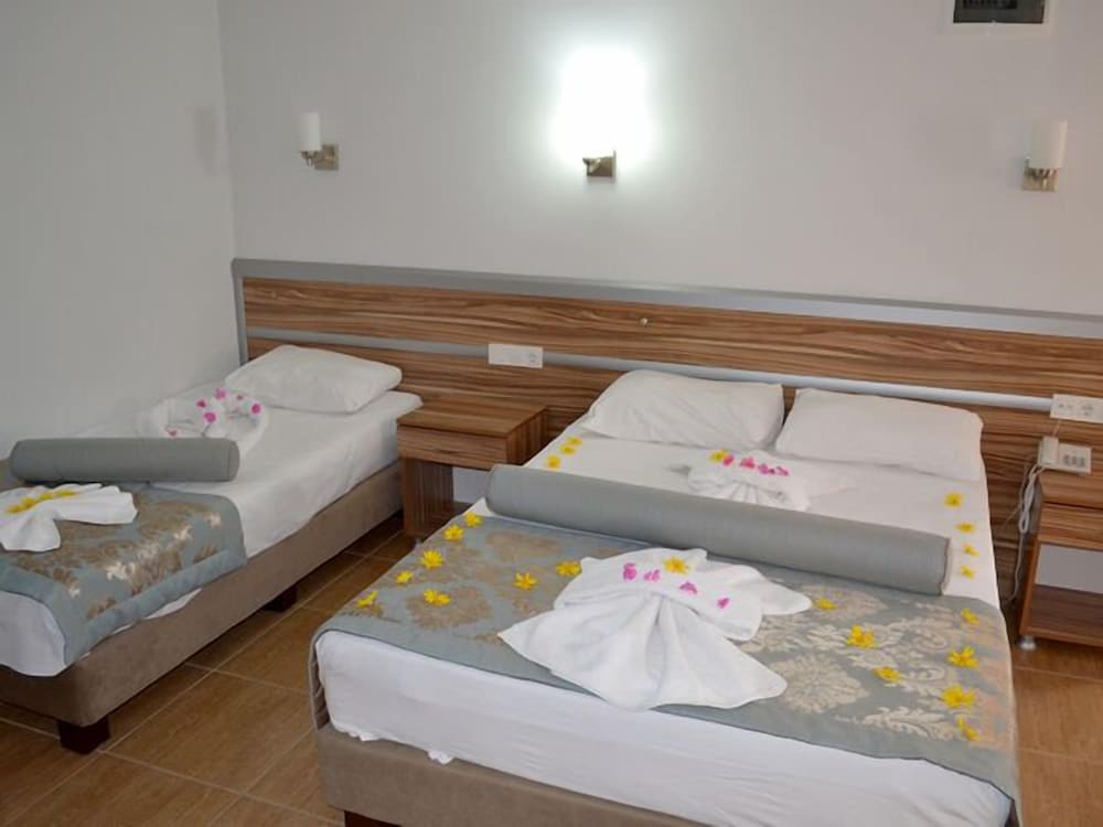 

Roma - Gumbet - Ozukara Apart 1