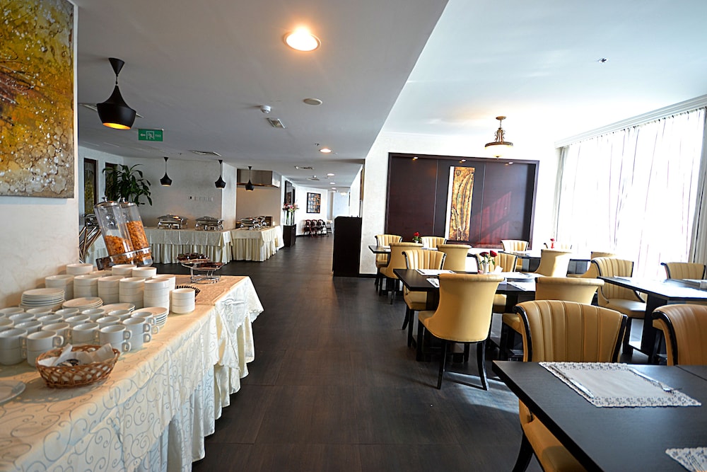 

Napoli - Sharjah - Aryana Hotel