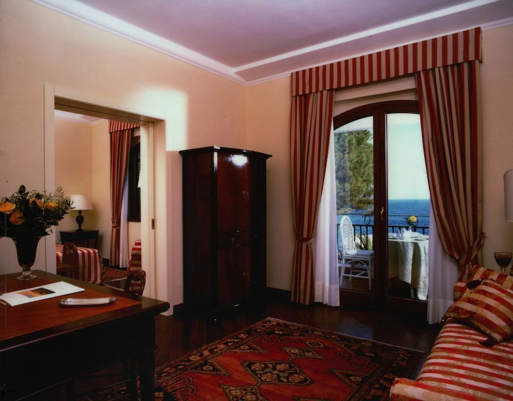 

Venezia - Acireale - Grand Hotel Baia Verde