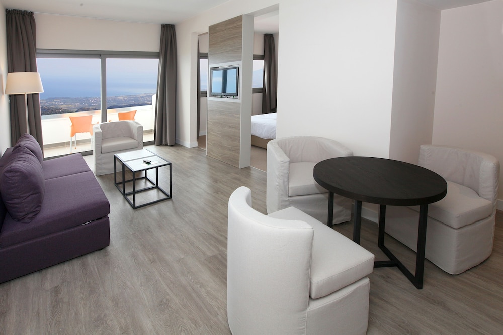

Roma - Kritou Terra - Droushia Heights Hotel