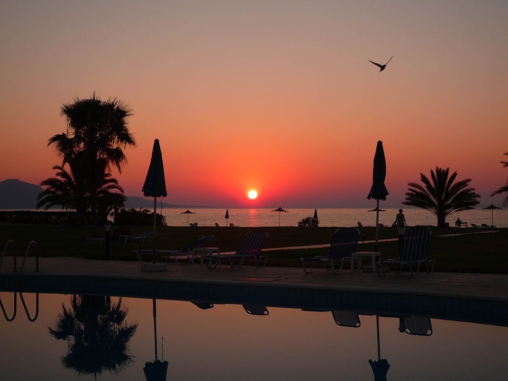 

Verona - Polis - Natura Beach Hotel and Villas